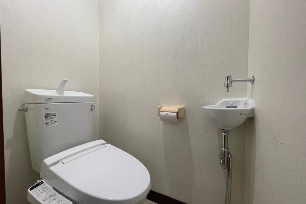 和美庵国分寺全新改造的七房两厅独栋出租 可住18人和美庵 Apartment Takayama  Luaran gambar
